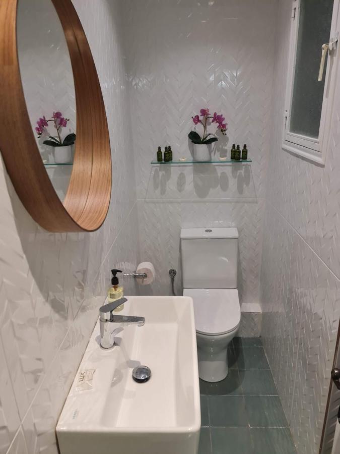 Crown Syntagma Apartment Athena Bagian luar foto